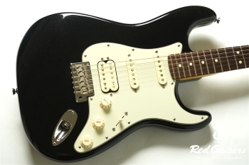 American Deluxe Stratocaster Plus HSS - Mystic Black